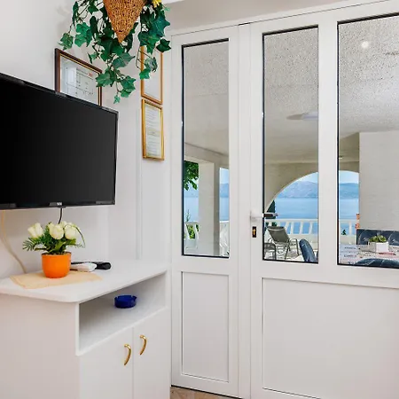 Malerisches Mit Traumhaften Meerblick, Grillplatz, Garten, Waschmaschine Apartman