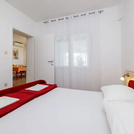 Malerisches Mit Traumhaften Meerblick, Grillplatz, Garten, Waschmaschine Apartment