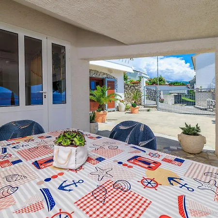 Appartement Malerisches Mit Traumhaften Meerblick, Grillplatz, Garten, Waschmaschine