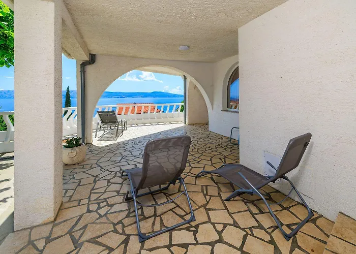 Malerisches Mit Traumhaften Meerblick, Grillplatz, Garten, Waschmaschine Apartman Novi Vinodolski