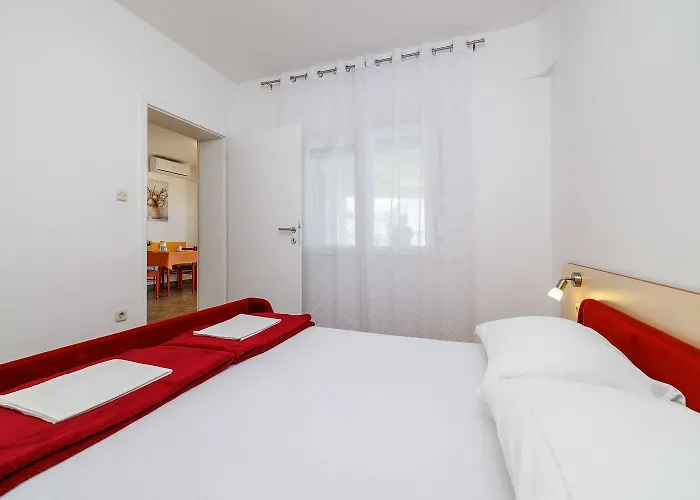 Malerisches Mit Traumhaften Meerblick, Grillplatz, Garten, Waschmaschine Apartman