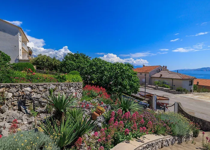 Malerisches Mit Traumhaften Meerblick, Grillplatz, Garten, Waschmaschine Apartman Novi Vinodolski